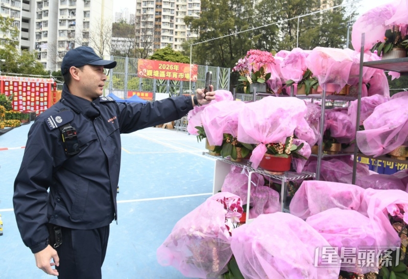 特许协议列明，湿货和快餐摊位不得距离地面超过 4.5 米