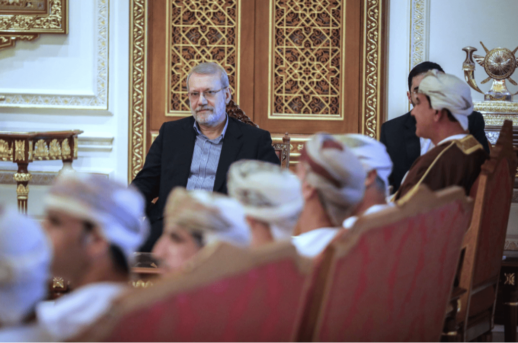 伊朗官方证实，国家最高安全官员拉里贾尼（Ali Larijani）在以色列的一次深夜空袭中丧生。