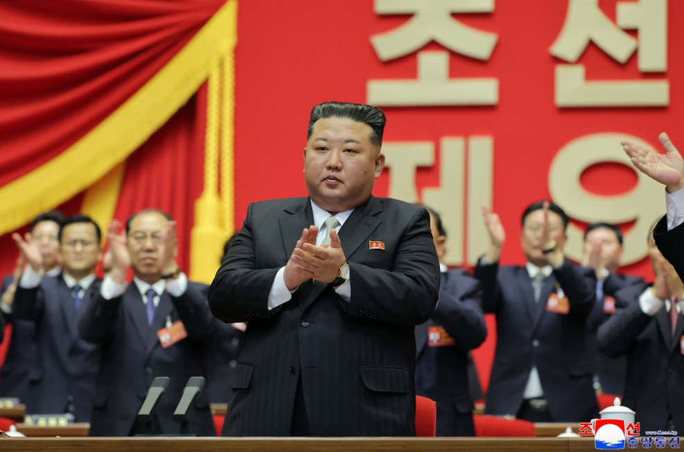 金正恩周一在最高人民会议发表施政演说,并阐述对外政策。 金正恩周一在最高人民会议发表施政演说,并阐述对外政策。