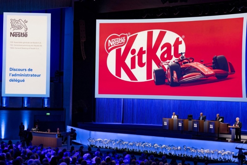 被窃的商品是F1造型的Kitkat。 被窃的商品是F1造型的Kitkat。