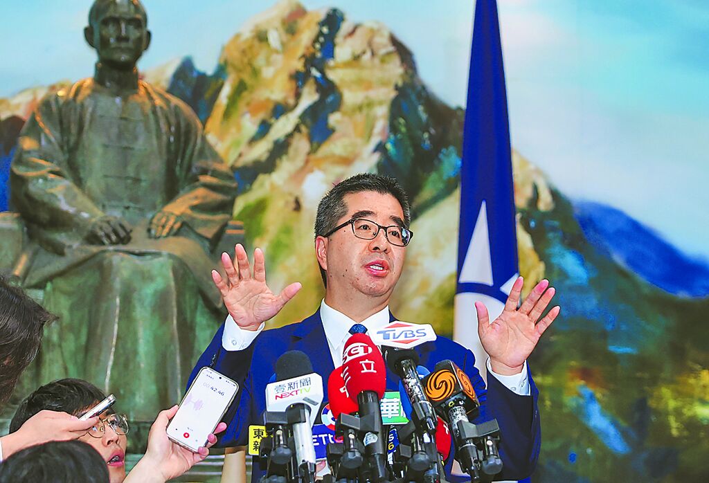 国民党副主席萧旭岑针对马英九基金会控违反财政纪律出面说明，并表示自己是清清白白。