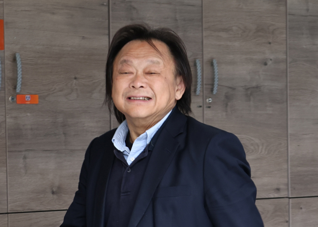 王世坚