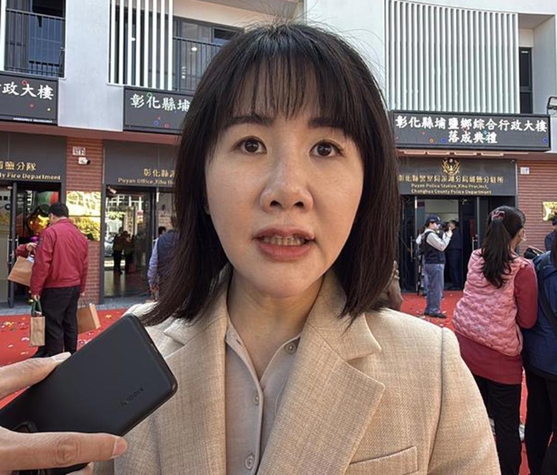 谢衣凤 谢衣凤