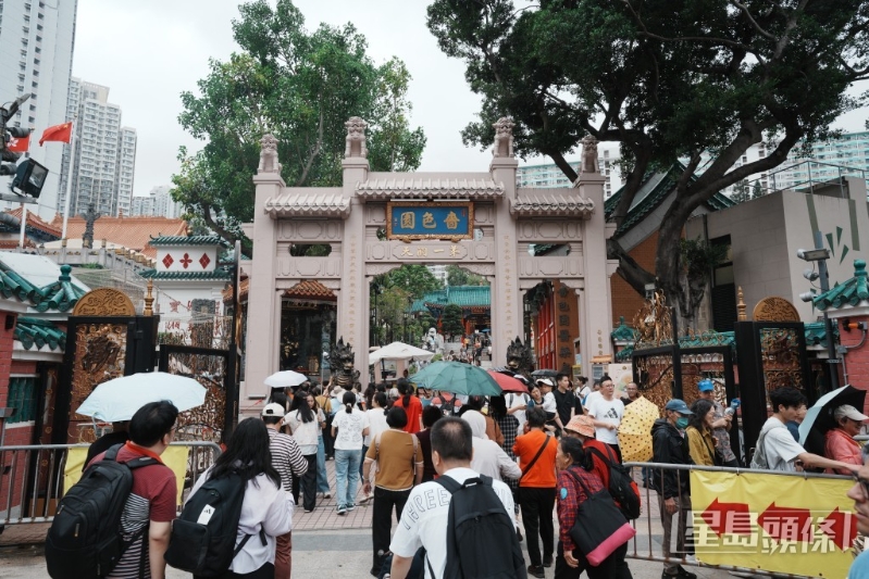 黄大仙祠亦会延长开放时间，今日延至下午6时，明日开放至8时。