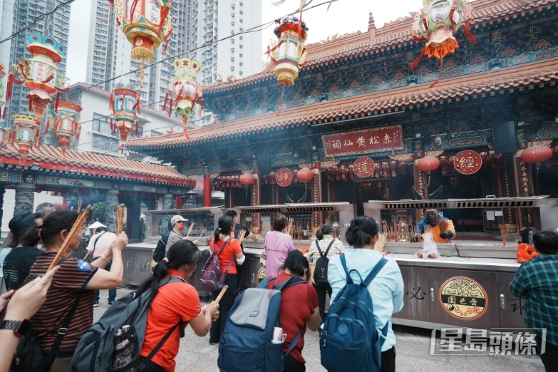 啬色园、国际佛光会香港协会首度合办“庆祝佛诞浴佛”活动。