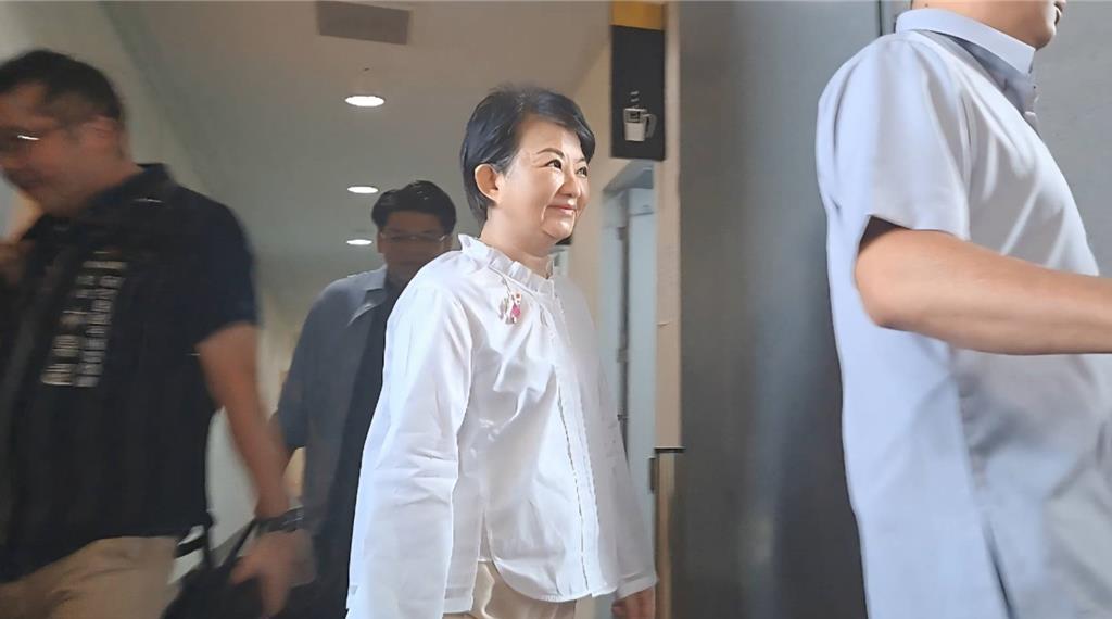 台中市长卢秀燕18日出席台中市议会第4届第7次定期会市政总质询。