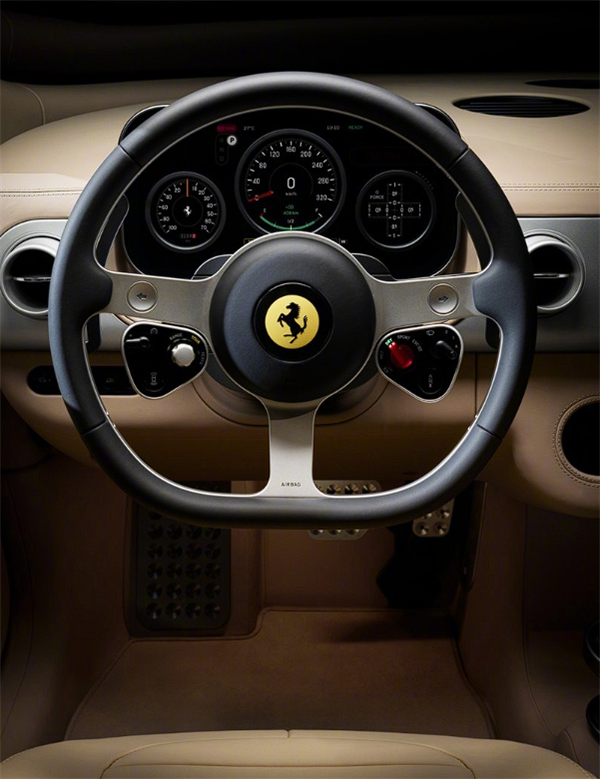四电机马力超千匹 法拉利首款纯电动车Ferrari Luce发布：苹果味十足