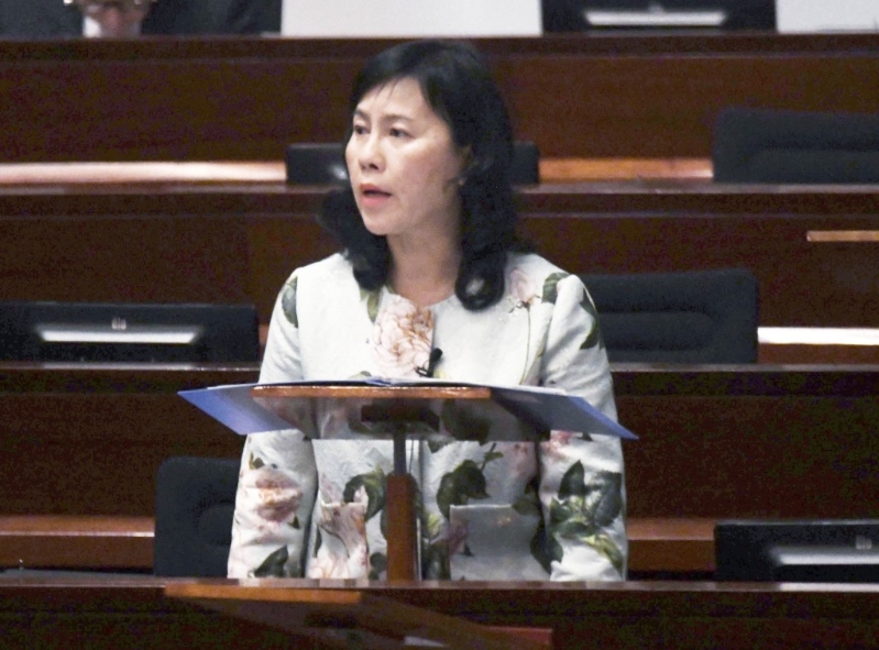 运输及物流局局长陈美宝。