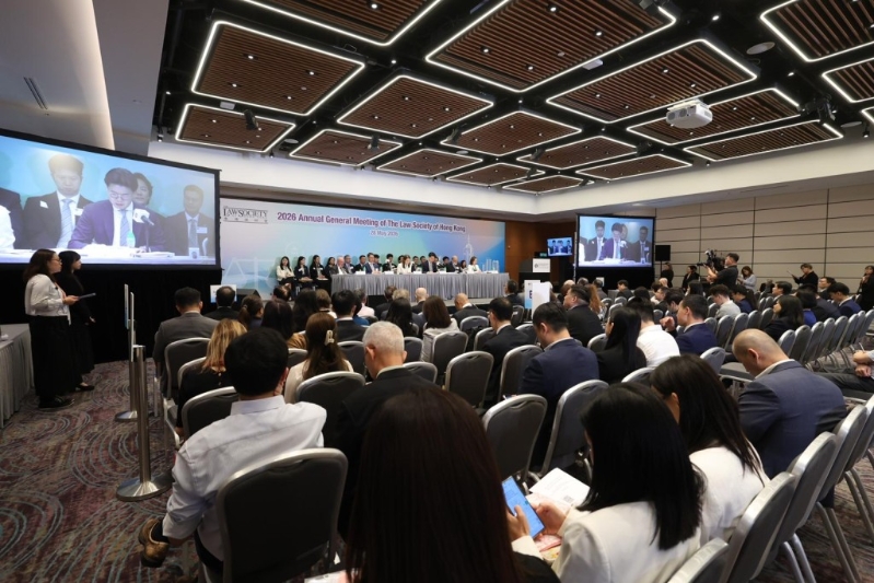 香港律师会昨日（28日）举行周年大会，并按照章程细则完成2026至2027年度理事会选举，新一届理事会成员顺利诞生。