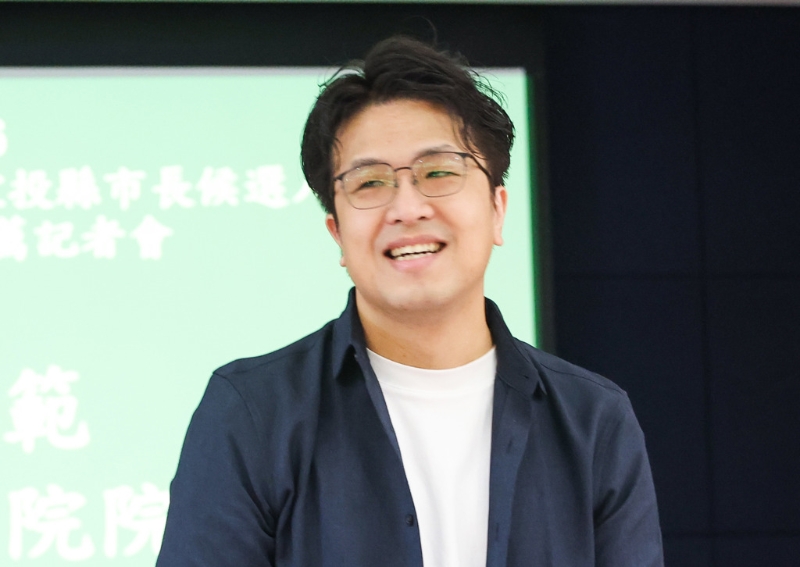 为拉抬沈伯洋“已脱离现实”？
