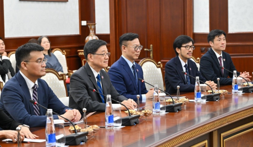 李家超1