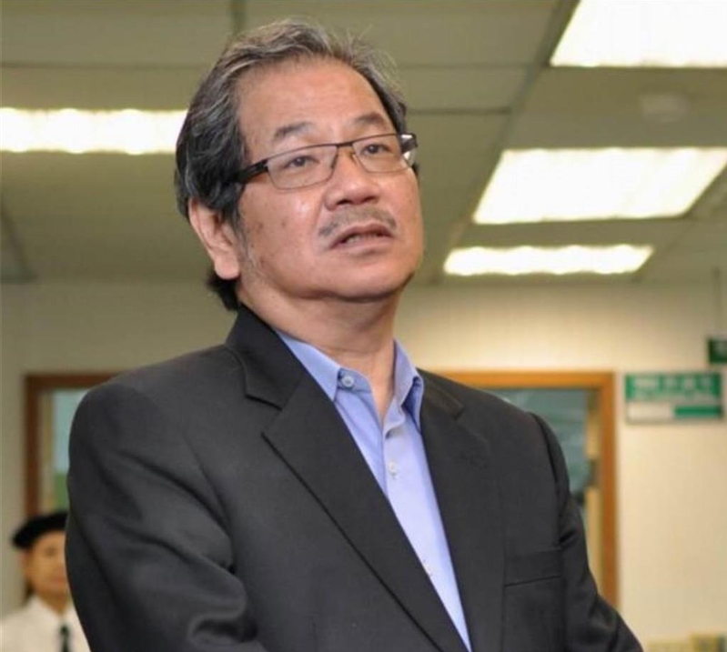 民进党大老吴乃仁